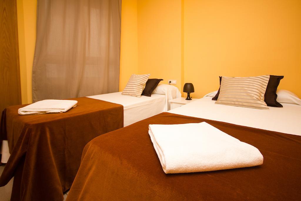 Accommodation Beach Apartments Valencia Phòng bức ảnh